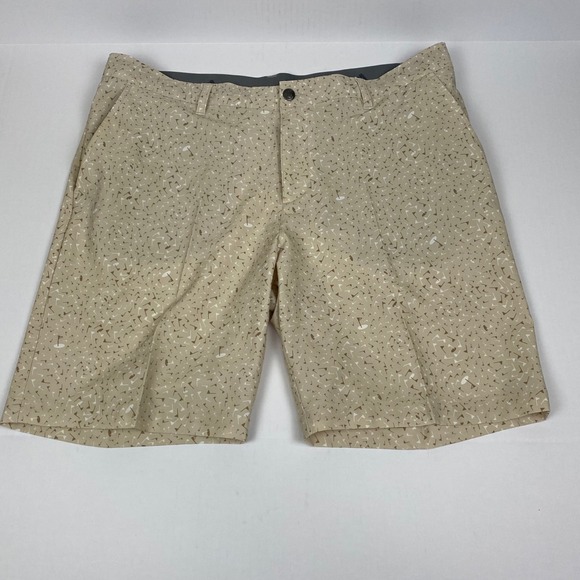 Adidas Golf Shorts 36 Beige Flags Print Casual Active - Picture 1 of 9